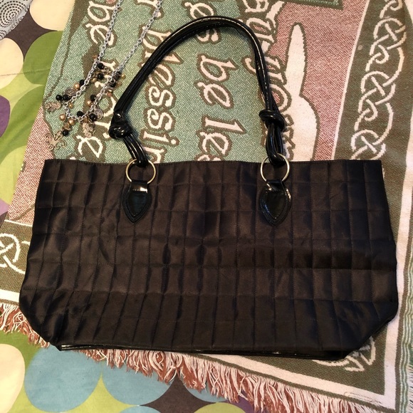 Adrienne Arpel Black Signature Club A Purse - Picture 13 of 14